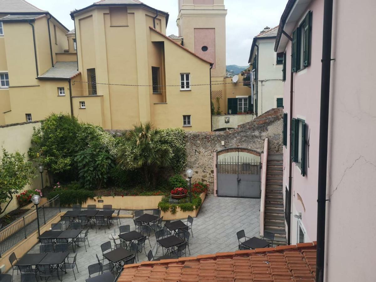 Hotel Giardino Del Sole 萨沃纳 外观 照片